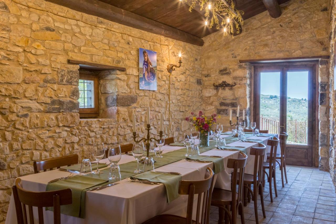 Masseria Fortificata Lo Zafferaneto Buccheri Exterior foto